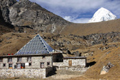 La "Piramide" del C.N.R. italiano (5050 m)